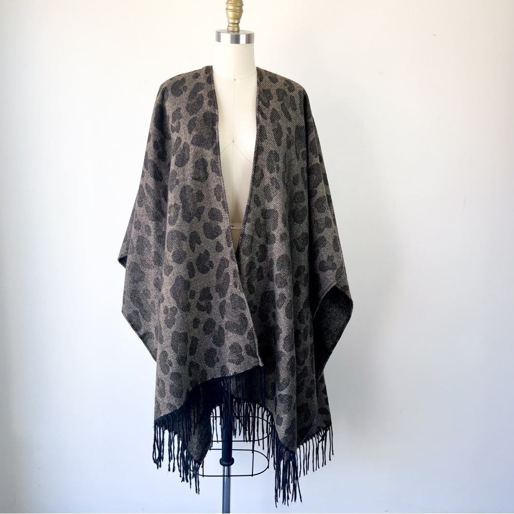 Woolrich • Cheetah Shawl • OS